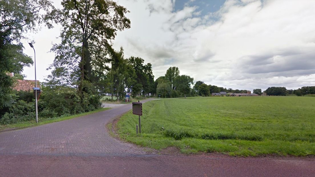 Bewoners van de Ossendijk kwamen in actie tegen de 'Oostblok-bouwvakkers' die voor overlast zorgen