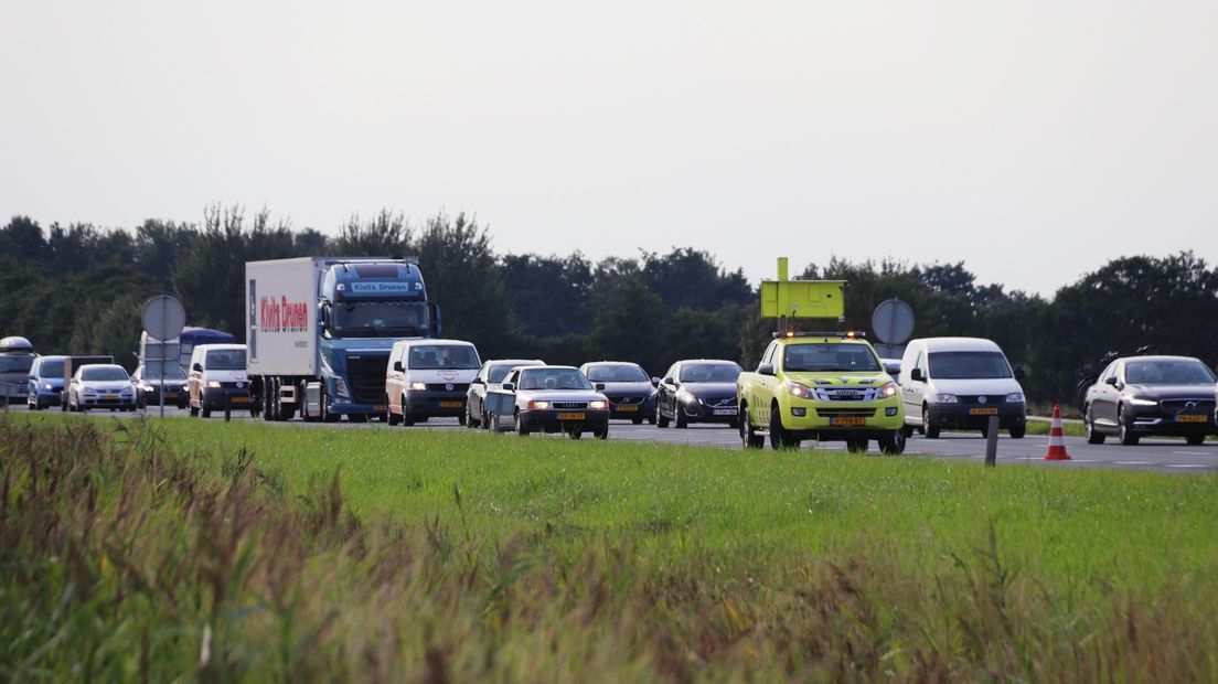 File door kop-staartbotsing op de A58 bij 's-Gravenpolder
