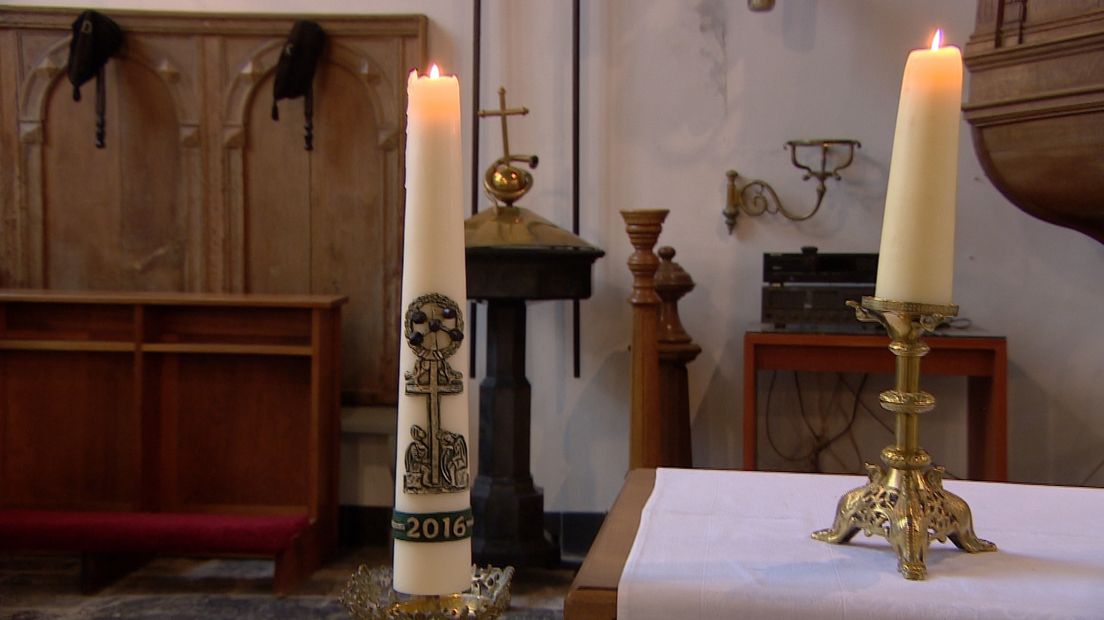 'Ik kom hier voor mijn geloof, niet voor het gebouw' (video)