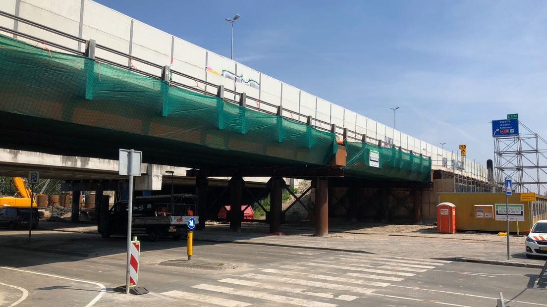 Het 'lawaaiviaduct' wordt vanaf maart alleen nog voor bouwverkeer gebruikt