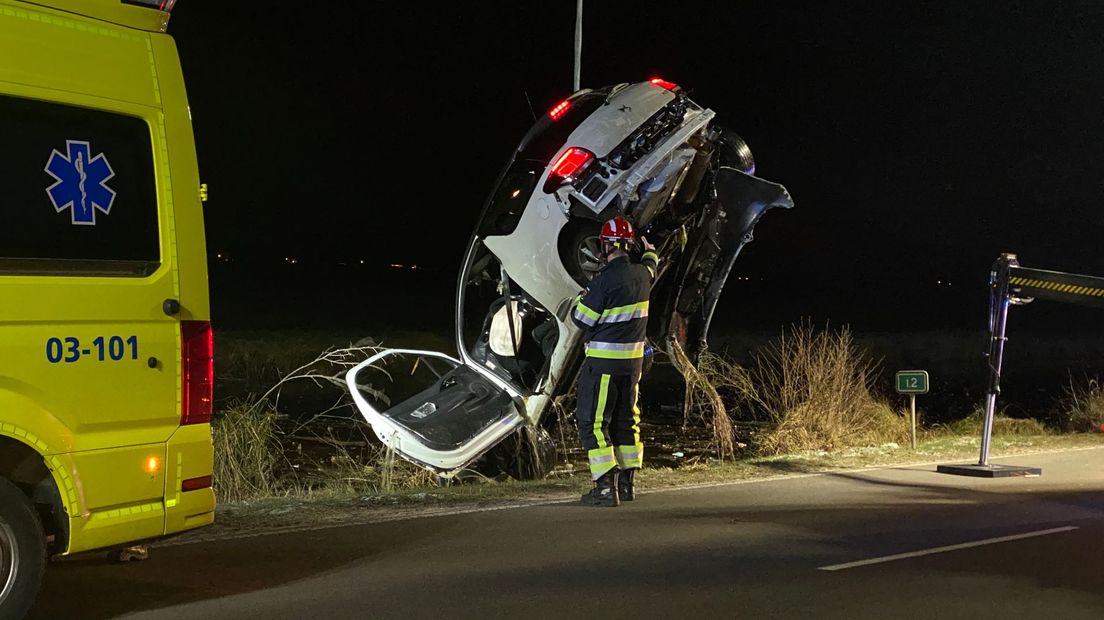 Auto uit water