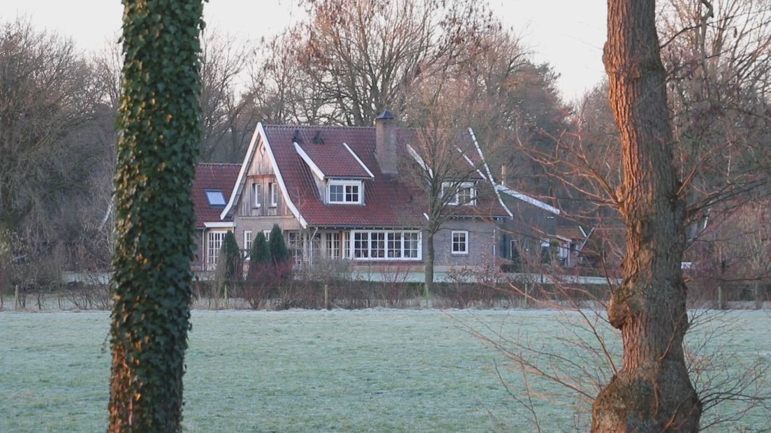 Steun voor de campingboeren die wekenlang een terreurverdachte over de vloer hadden