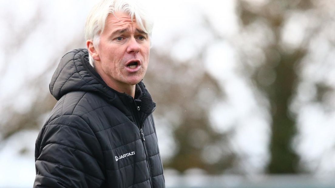 Hoek-trainer Jannes Tant