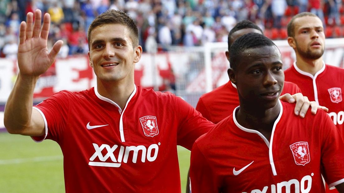 Dusan Tadic (links) nam lachend afscheid van FC Twente