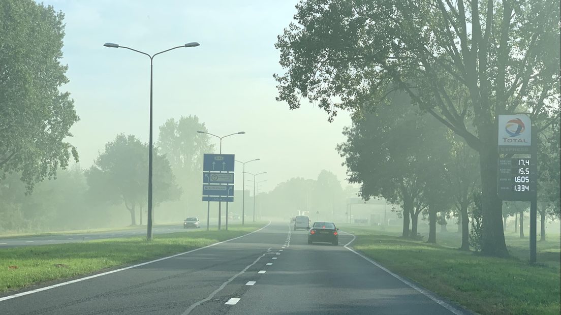 Brand in kantine van bedrijf in Almelo