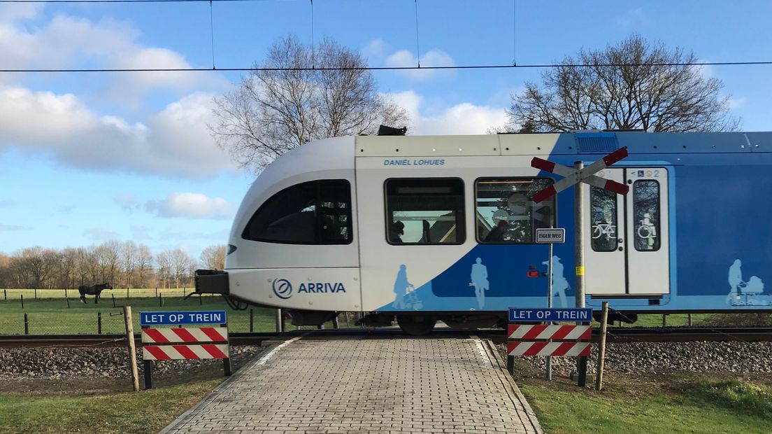 Arriva trein Emmen Zwolle