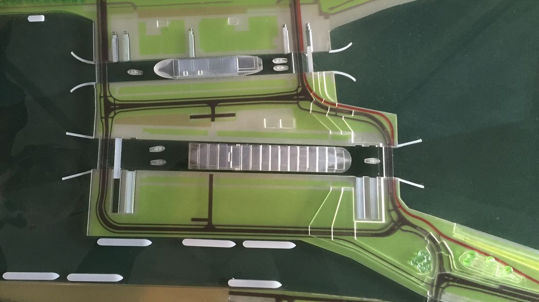 Overzicht maquette nieuwe sluis tijdens Open Havendag Terneuzen