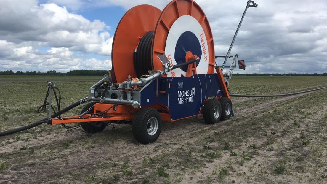 Dit is de haspel voor een beregeningsslang van ruim 1 kilometer lang