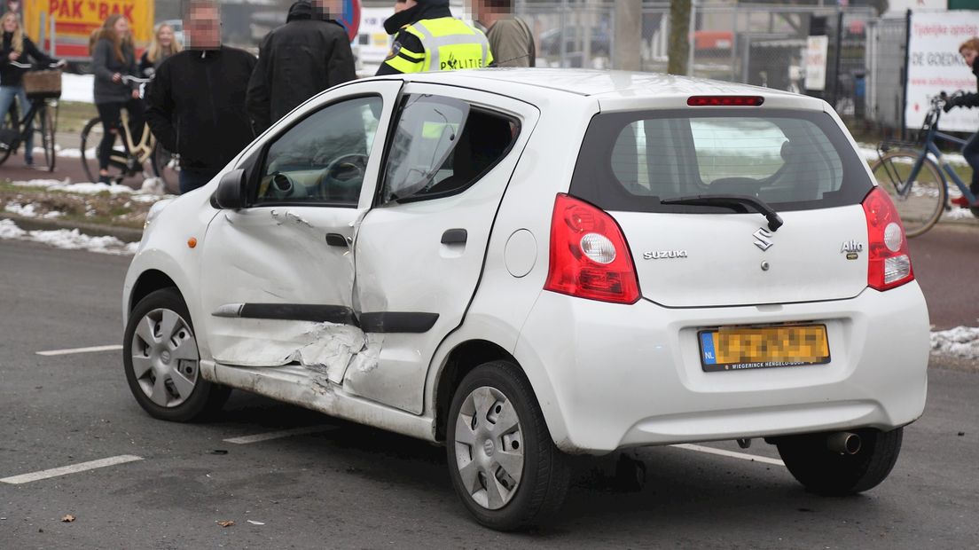 Vrouw gewond bij botsing in Hengelo
