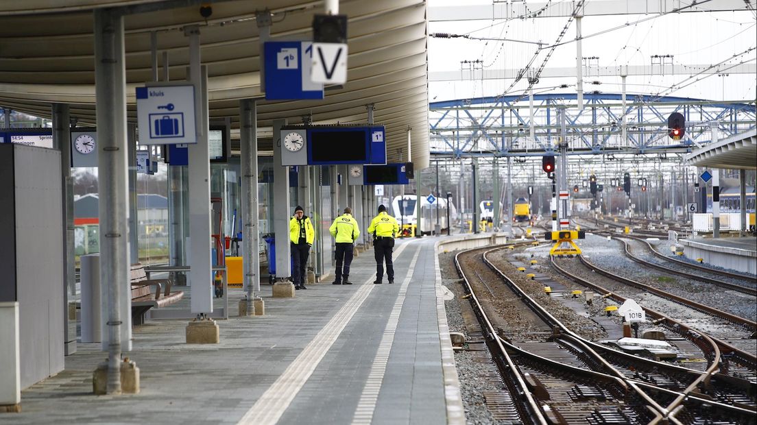 Aanhoudingen op station Zwolle