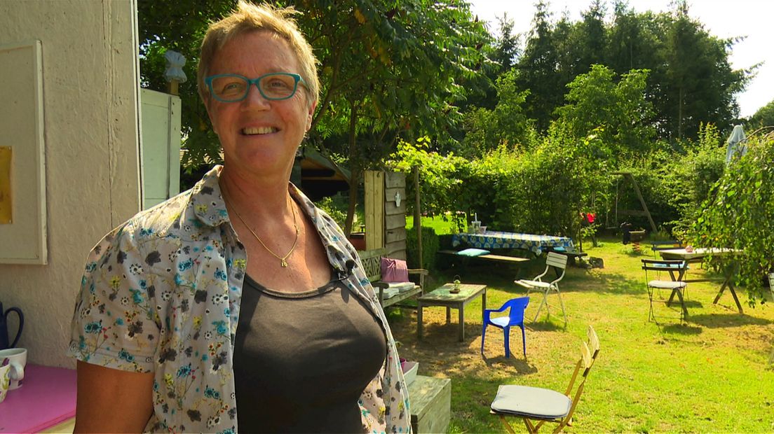 Irma Krabbendam stelt haar tuin graag beschikbaar voor anderen