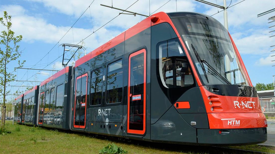 De nieuwe Avenio tram van Siemens voor de HTM