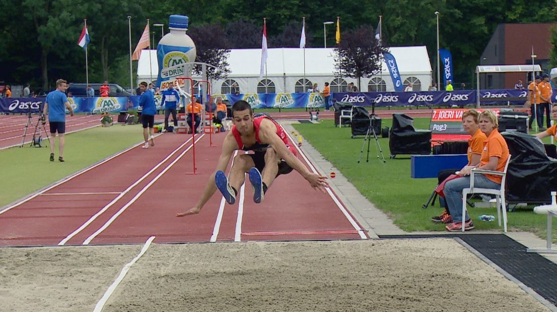 Van der Hooft kwam in de finale kwam niet verder dan een vijfde plaats met 7.11 meter.