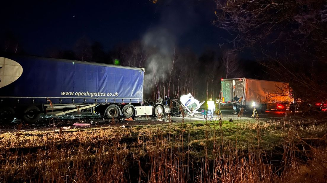 Bij het ongeluk waren meerdere vrachtwagens betrokken
