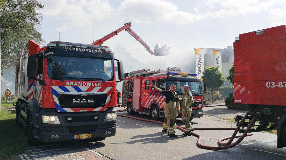 De bovenwoning brandde volledig uit (Rechten: Persbureau Meter)