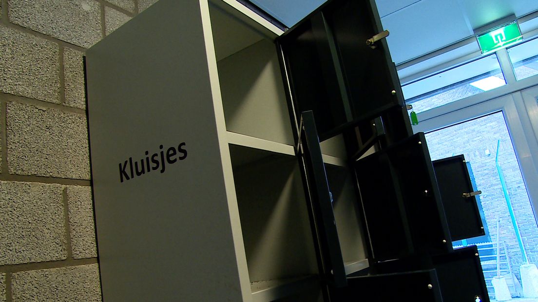 De opengebroken kluisjes