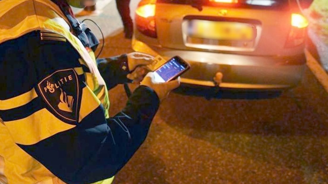 Honderden automobilisten gecontroleerd op Brouwersdam