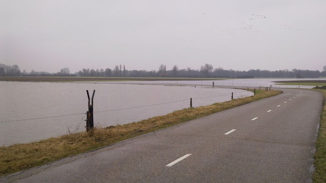 Weg loopt onder