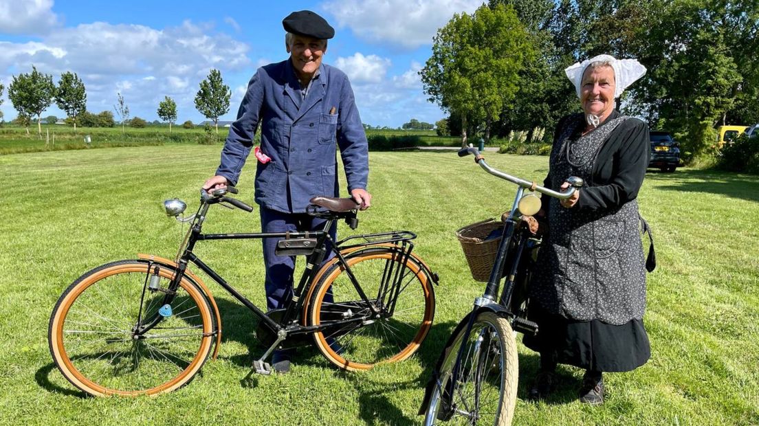 Twee deelnemers aan de fietstocht