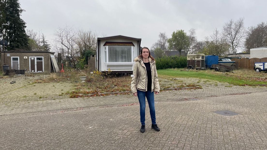 Eva Doek op de plek waar haar zoon wil wonen
