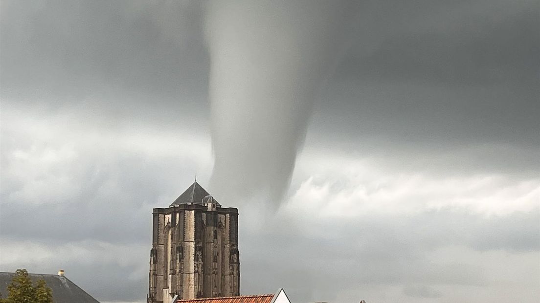 Zierikzee windhoos tornado dikke toren