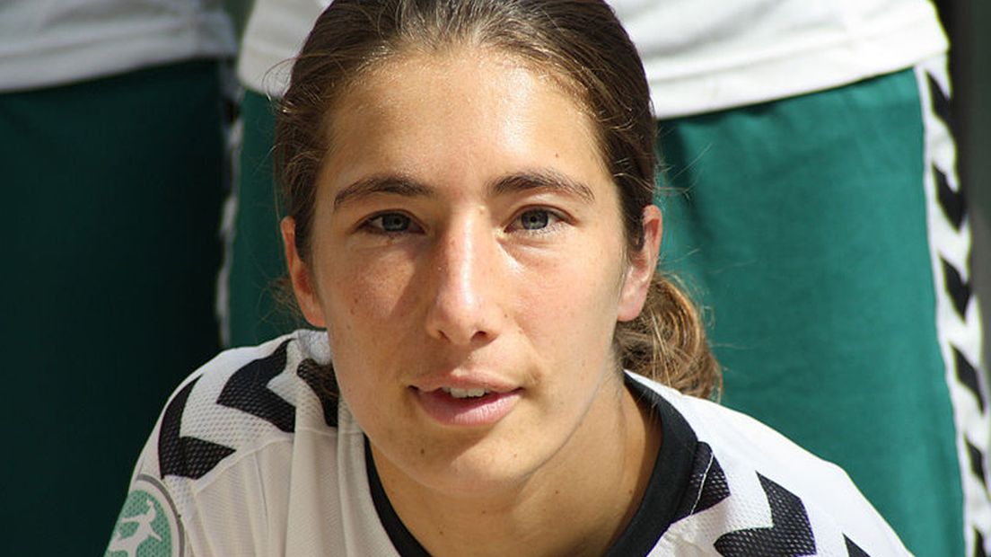 Kiesel Griffioen als speelster van FCR 2001 Duisburg, waarmee ze de UEFA Women's League won