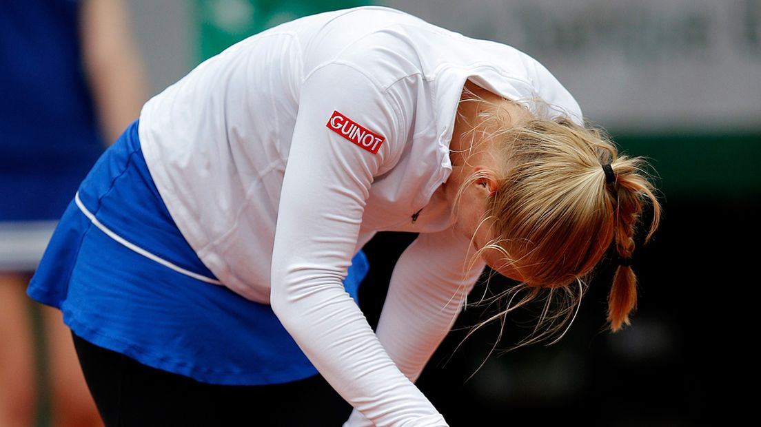 De droom van Kiki Bertens is voorbij: ze verliest tijdens de halve finale van Roland Garros van Serena Williams.