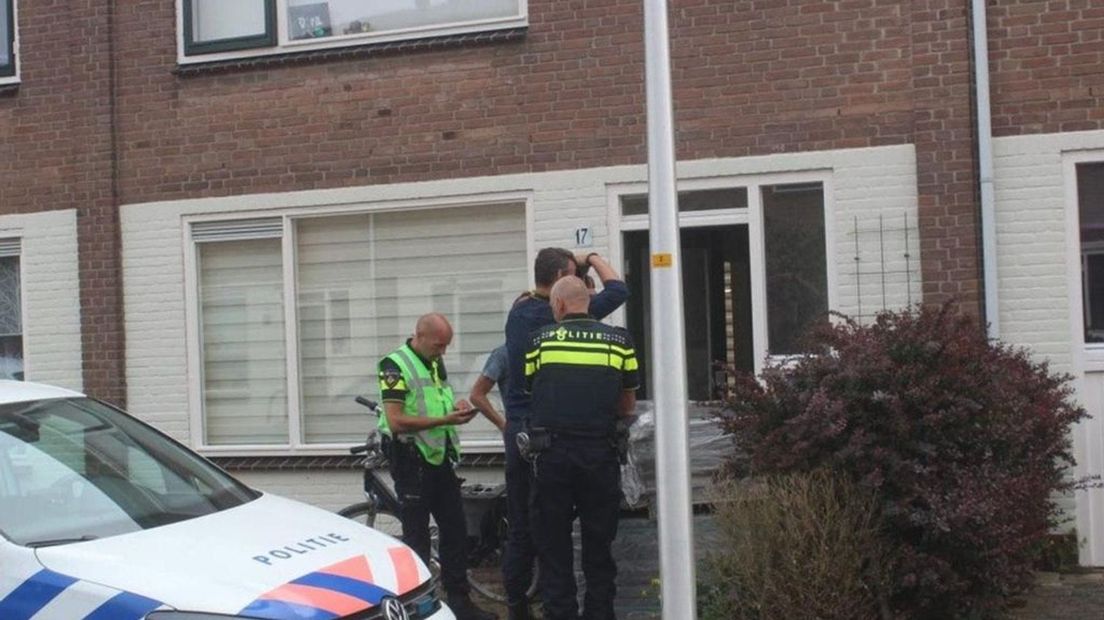 De politie beëindigde in mei 2020 de gijzeling in een woning aan de Donker Curtiusstraat in Zutphen.