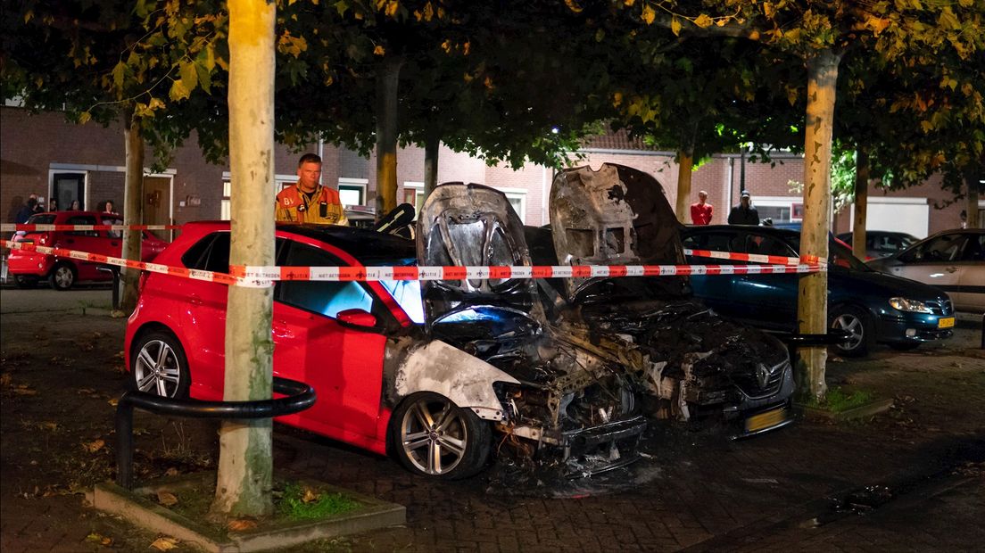 Weer autobrand in Deventer