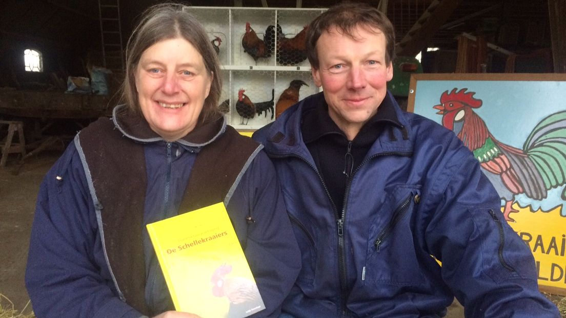 Boek over hanenkraaiwedstrijden Paterswolde: nog een keer nostalgie - RTV Drenthe