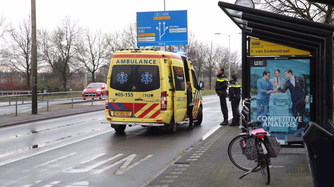 Fietsster raakt gewond bij val