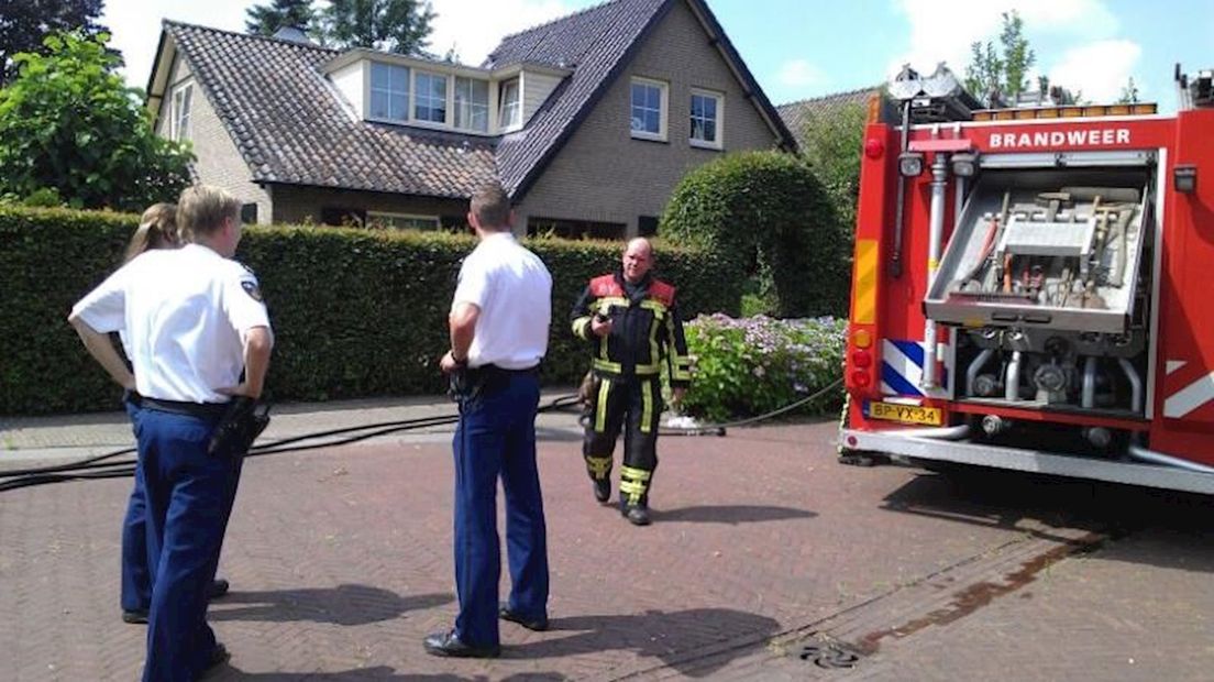 De keukenbrand in Delden was snel onder controle