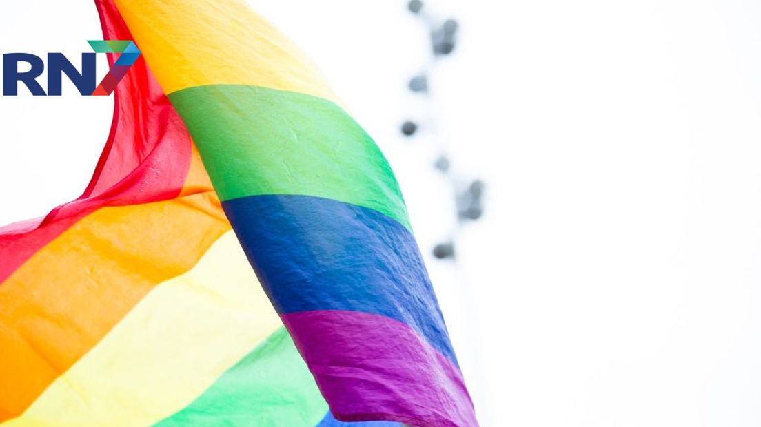 Nijmegen laat zondag de regenboogvlag wapperen in protest tegen antiLHBTIwet Hongarije
