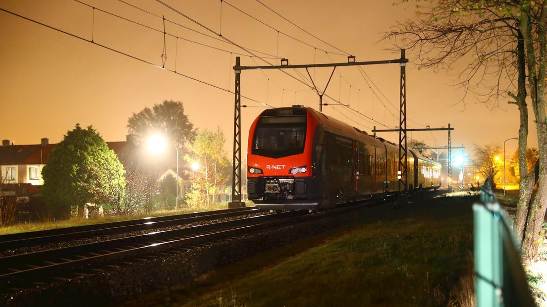 De defecte trein tussen Wezep en Zwolle