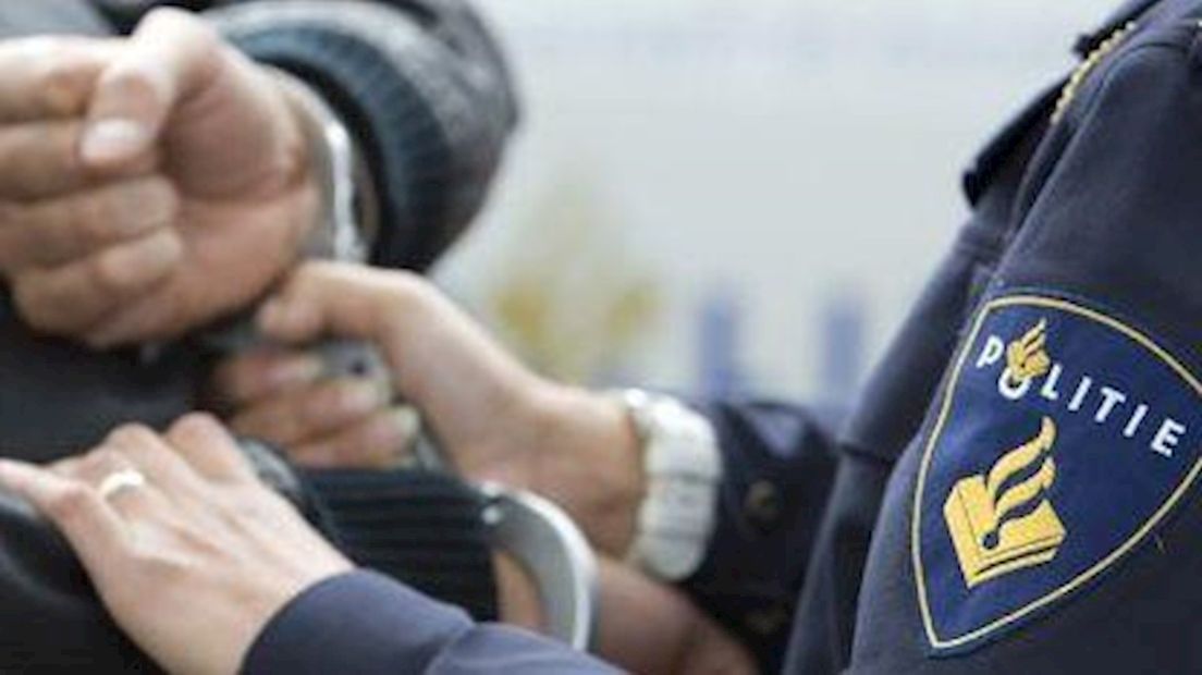 Agressieve buurman meegenomen door politie