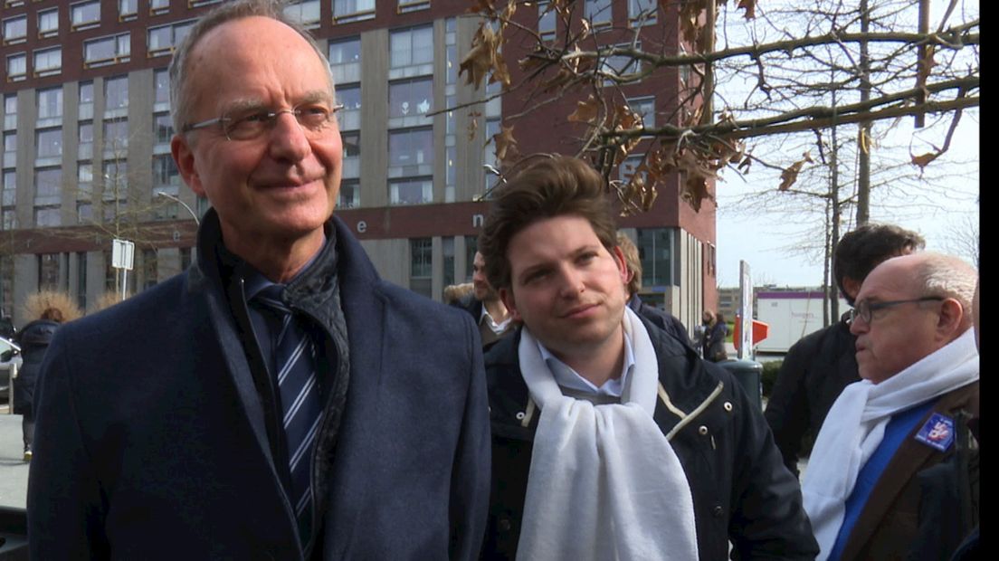minister Kamp van Economische Zaken op campagne in Zwolle