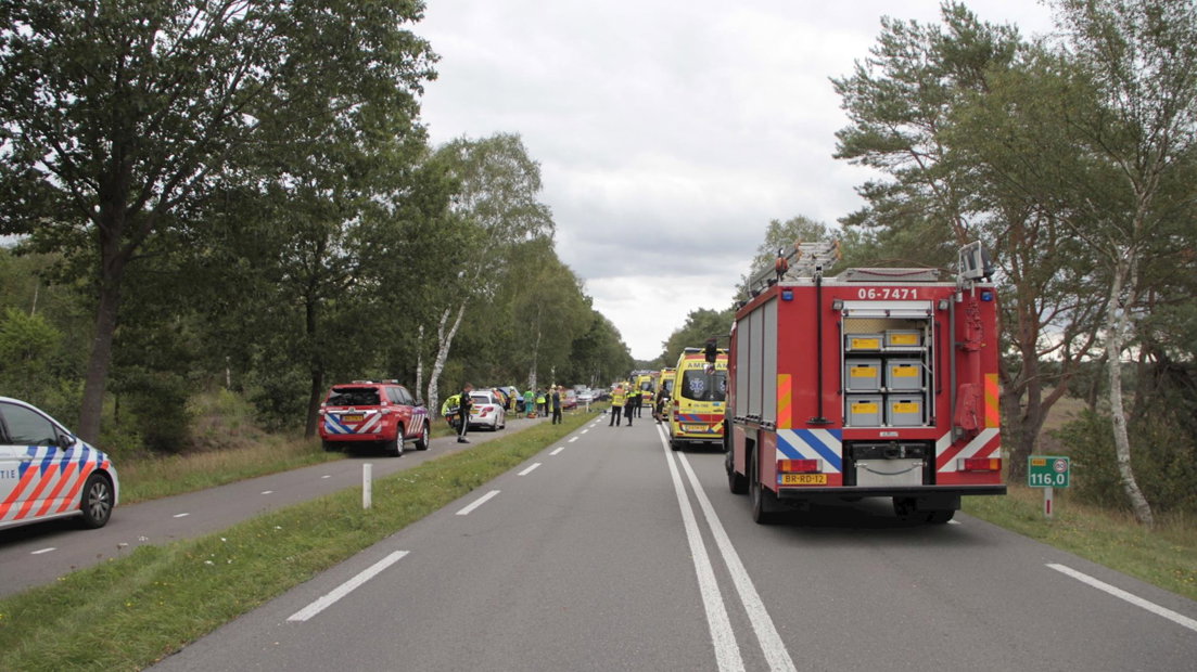Mannen uit Steenwijk en Goor gewond bij dodelijk ongeluk Ermelo