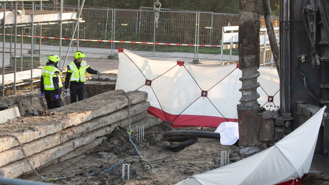 Het ongeluk gebeurde op een bouwplaats in Loosdrecht