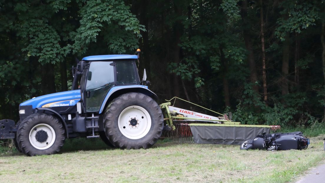 Scooterrijdster Gewond Na Botsing Met Trekker - RTV Drenthe