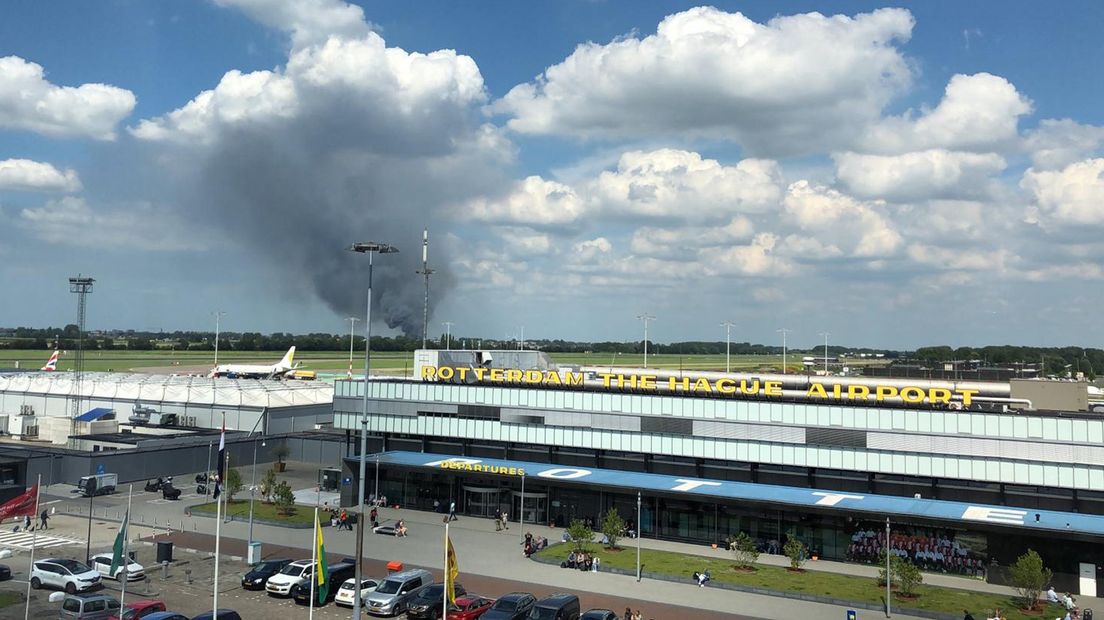 De brand vanaf Rotterdam - The Hague airport