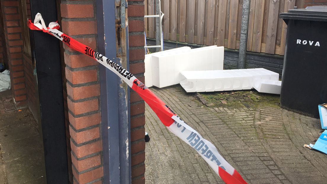 De woning werd rond 14.00 uur overvallen.