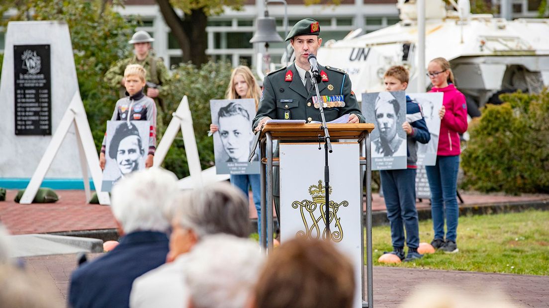 Maikel Vrenken tijdens de herdenking