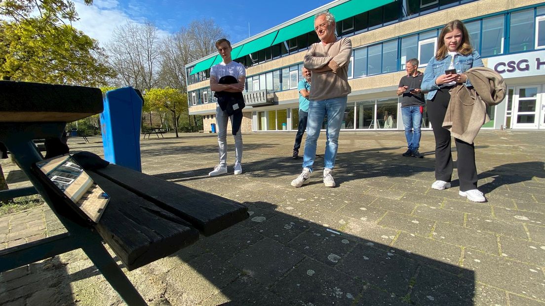 Kijken naar de online paasviering