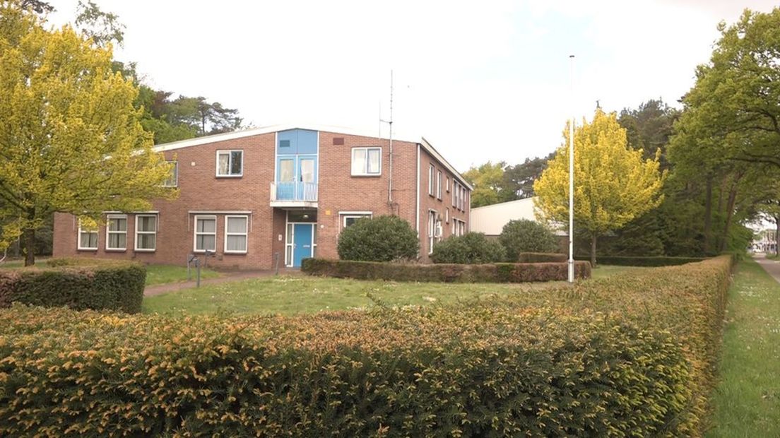 Het voormalige brigadegebouw.