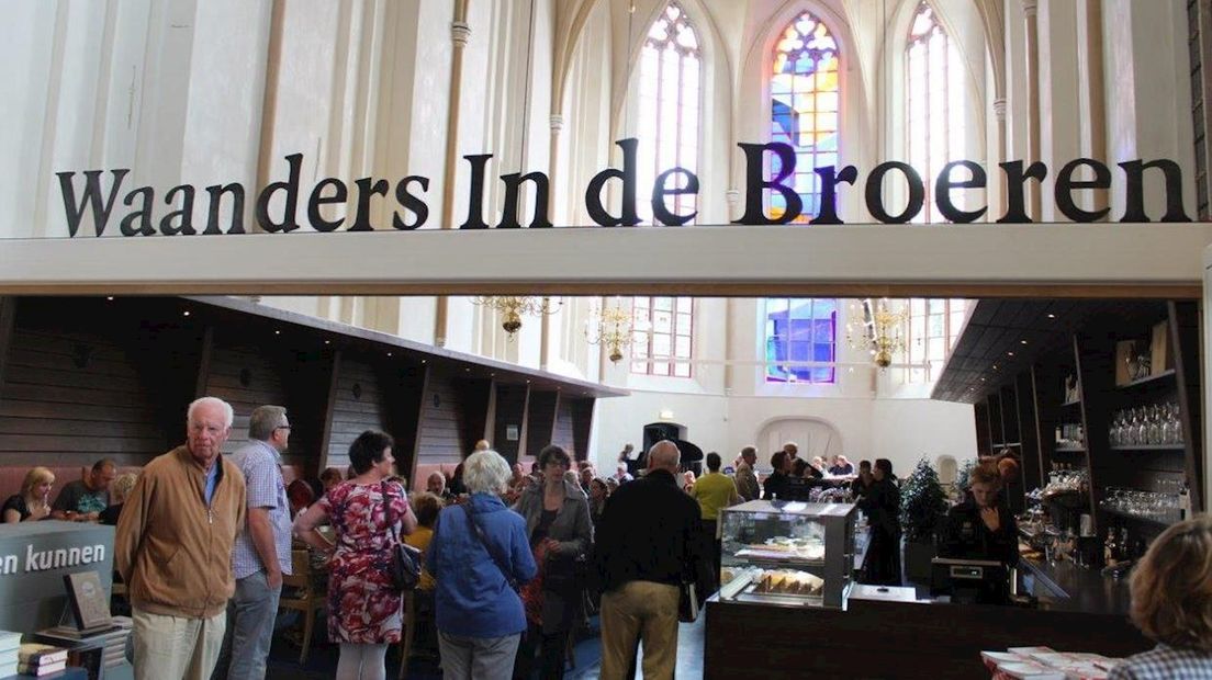 Boekhandel Waanders in de Broeren