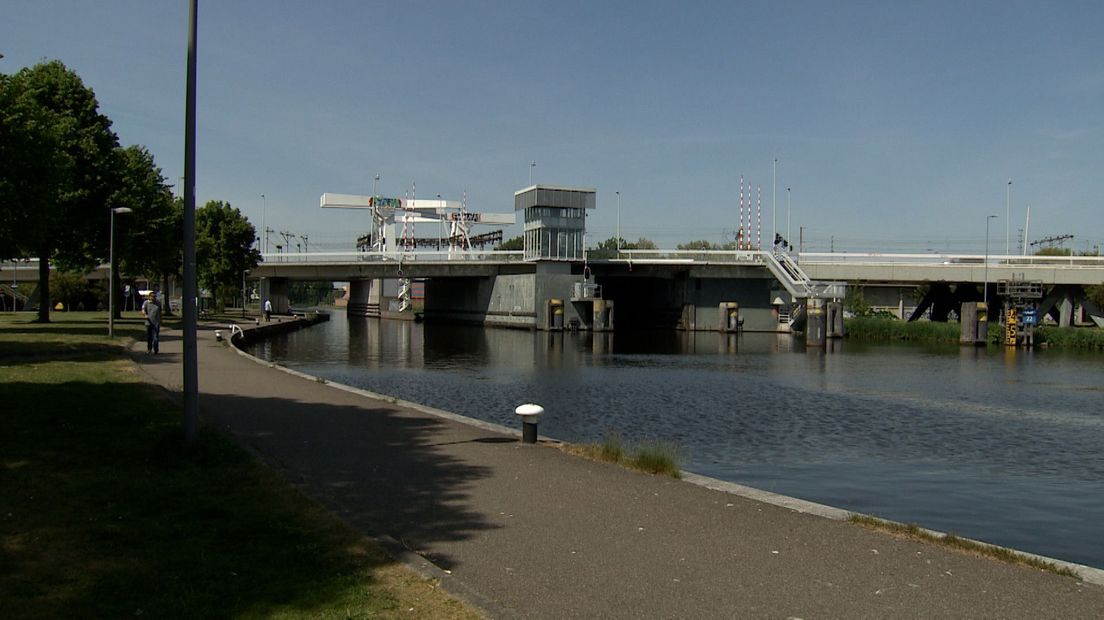 De plek waar het lichaam van Mario door roeiers werd gevonden