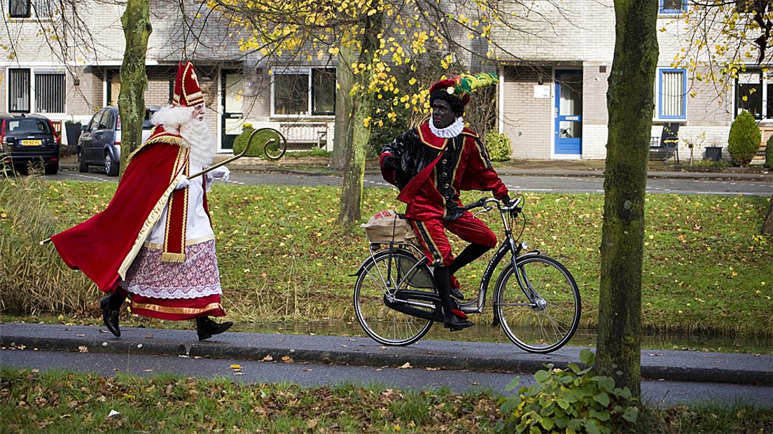 Zwarte Piet ging eens fietsen...