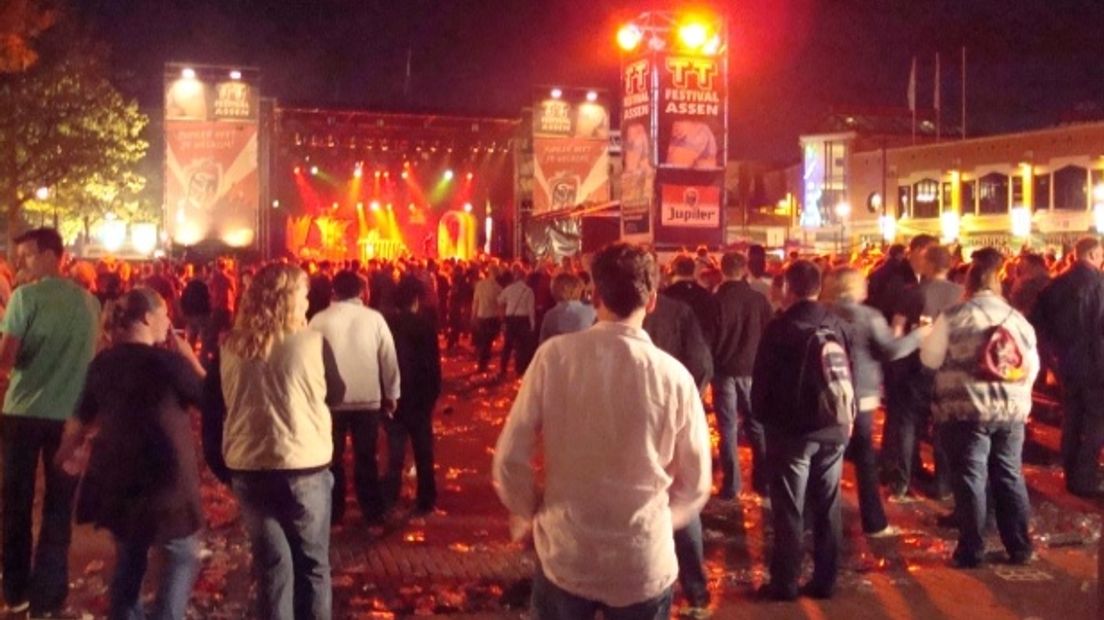 Feest in Assen (archieffoto)