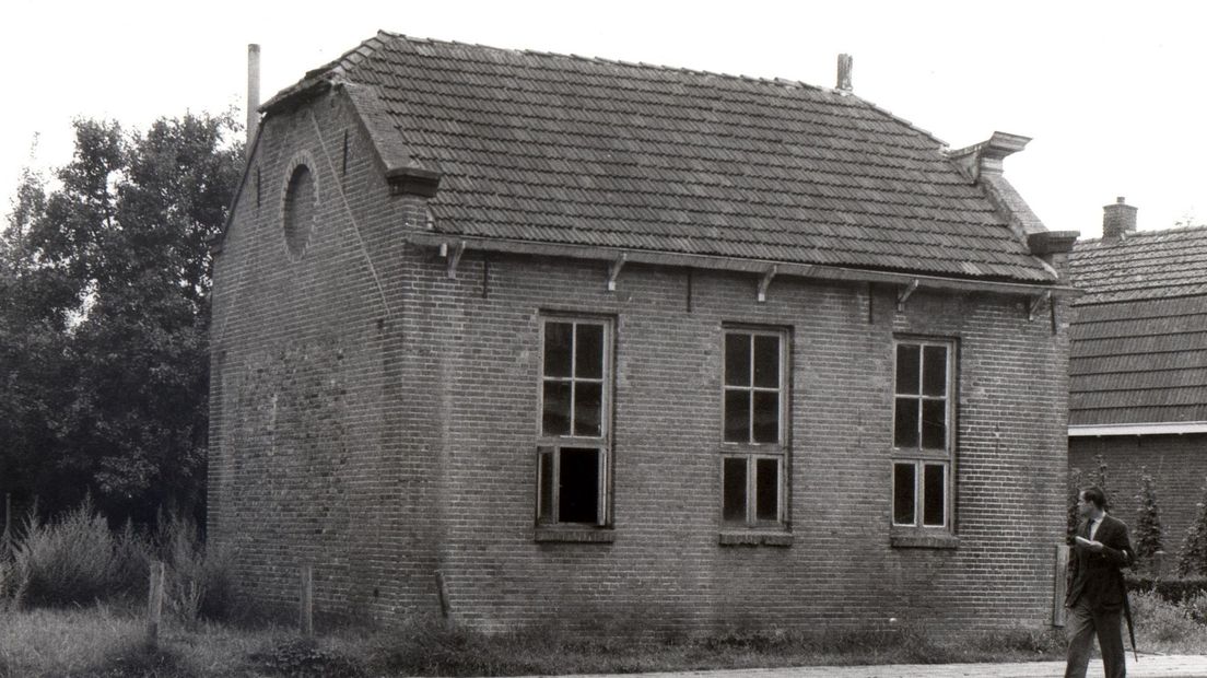 De voormalige synagoge aan de Altingerweg te Beilen.