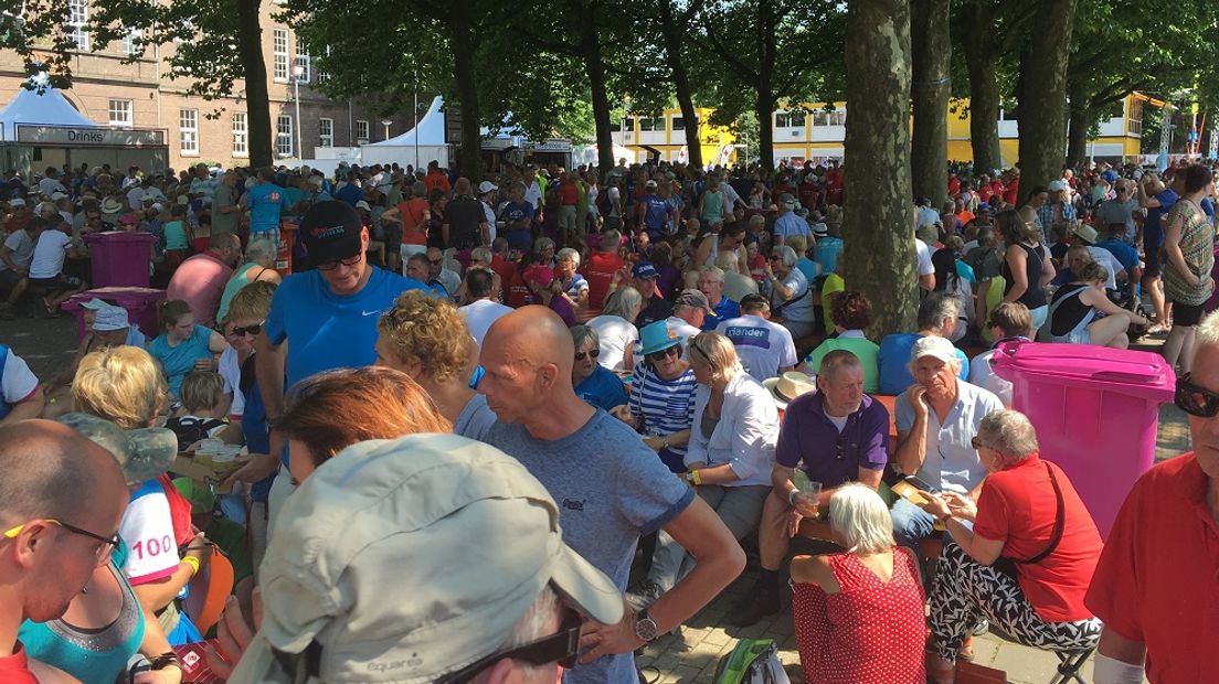 De wedren op dinsdagmiddag